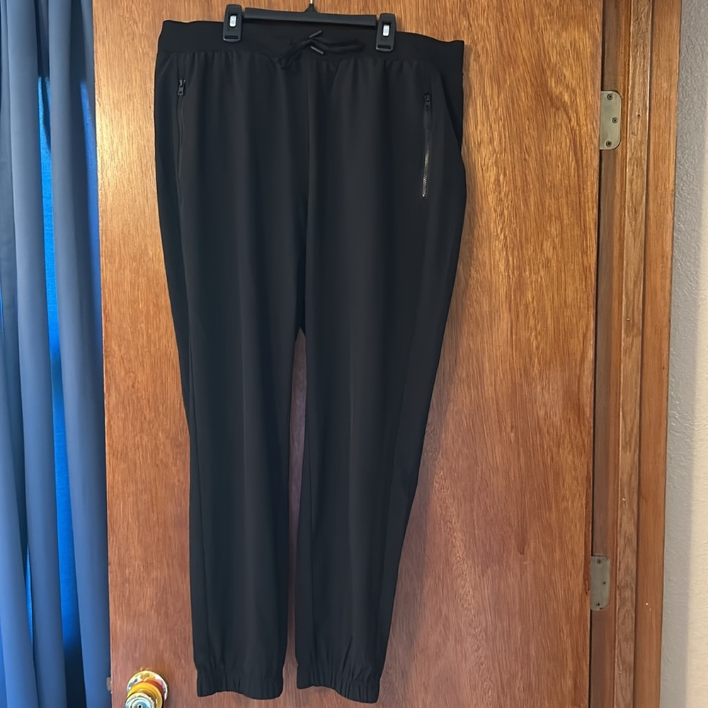 Women’s 90 Degrees By Reflex joggers. XXL.